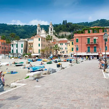 & Relax - Private Parking And Veranda - Happy Appartement Alassio