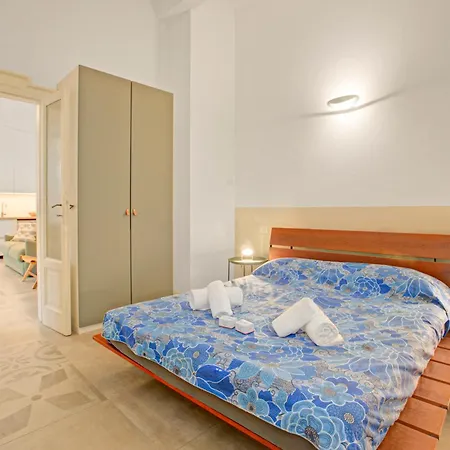 Beach&relax - Private Parking&veranda - Happy Apartment