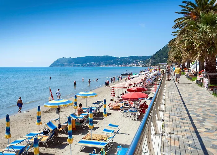 Apartment & Relax - Private Parking - Happy Alassio